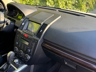 2010 Land Rover Freelander II Рестайлинг, белый, 1930000 рублей, вид 4