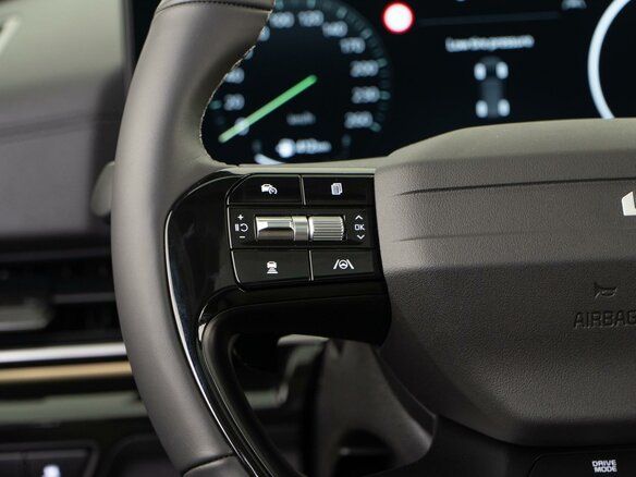 2025 Kia Carnival IV Рестайлинг, чёрный, 6949632 рублей - вид 18