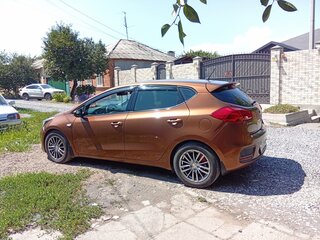 2015 Kia Ceed II Рестайлинг, коричневый, 1150000 рублей, вид 4