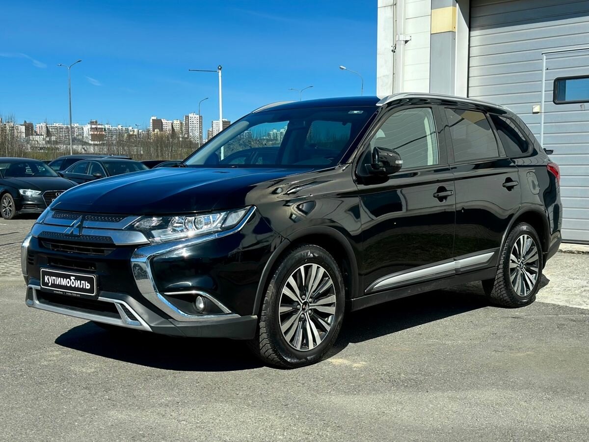 Открыть фотографии: Mitsubishi Outlander III Рестайлинг 3