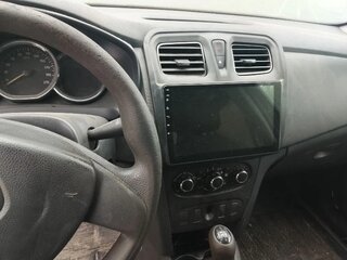 2015 Renault Logan II, чёрный, 200000 рублей, вид 2