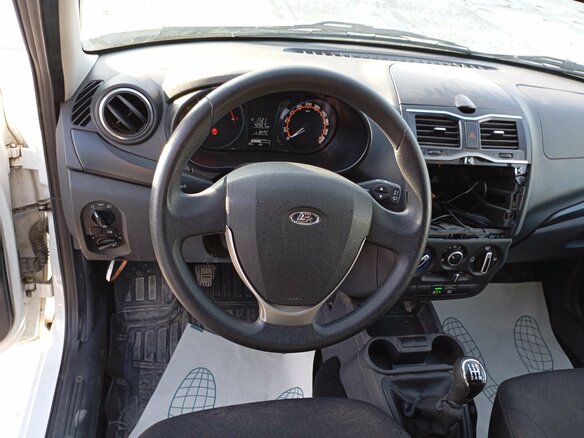 2024 LADA (ВАЗ) Granta, белый, 1007250 рублей - вид 5