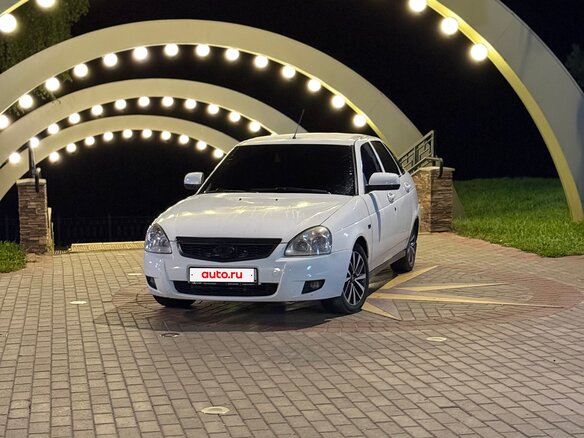 2011 Lada (ВАЗ) Priora I, белый, 290000 рублей