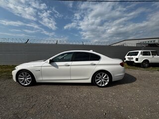 2012 BMW 5 серии 528i xDrive VI (F10/F11/F07), белый, 1850000 рублей, вид 4
