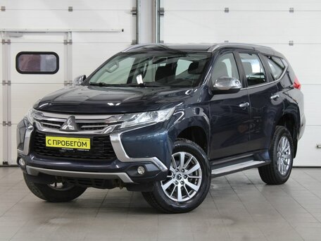 Mitsubishi Pajero Sport III