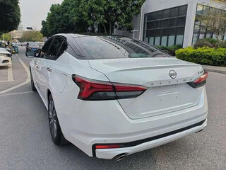 2022 Nissan Altima VI (L34) Рестайлинг, белый, 1900000 рублей, вид 3