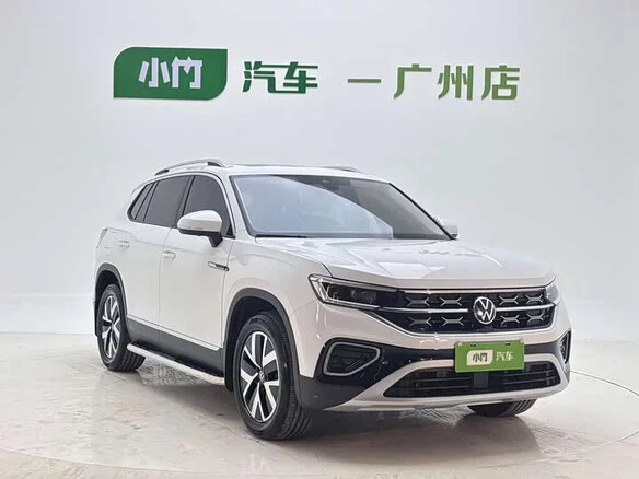 2023 Volkswagen Tayron I Рестайлинг, белый - вид 1