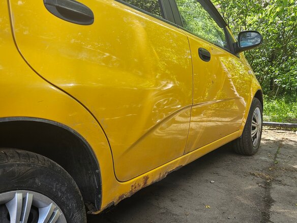 2007 Chevrolet Aveo I, жёлтый, 240000 рублей - вид 2