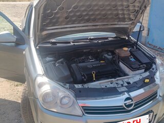 2010 Opel Astra H Рестайлинг, серый, 675000 рублей, вид 3