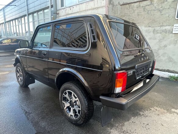 2026 Lada (ВАЗ) Niva Legend I Рестайлинг, чёрный, 1199000 рублей - вид 5
