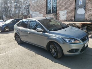 2009 Ford Focus II Рестайлинг, серый, 525000 рублей, вид 1