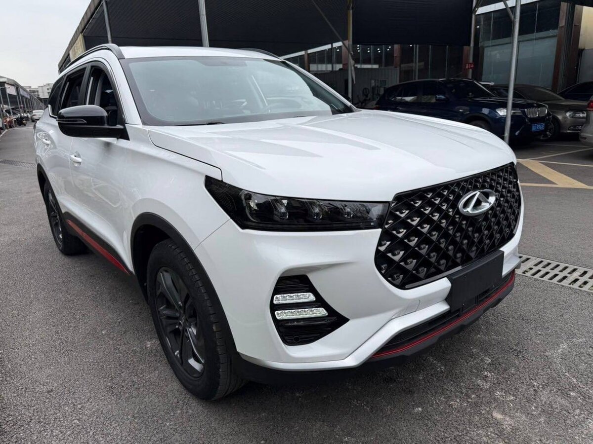 Открыть фотографии: Chery Tiggo 7 II