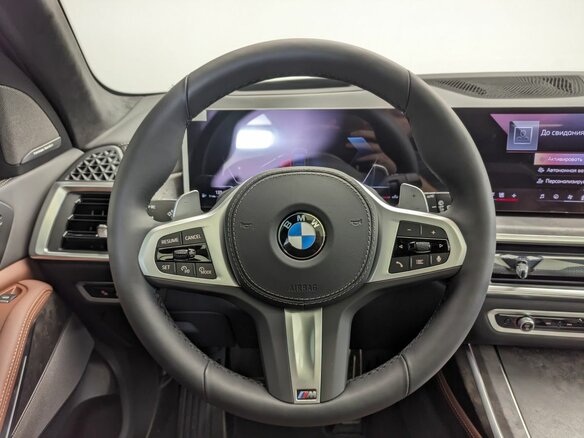2025 BMW X7 40i I (G07) Рестайлинг, чёрный, 16150000 рублей - вид 15