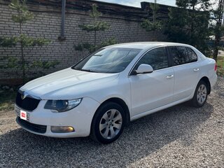 2013 Skoda Superb DSG II, белый, 749000 рублей, вид 2