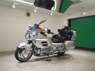 2006 Honda GL 1800 Gold Wing, серебристый, 768000 рублей, вид 4
