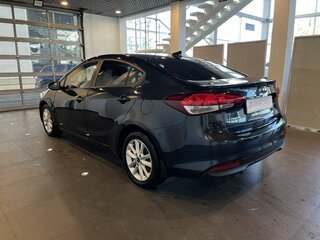 2017 Kia Cerato III Рестайлинг (Classic), синий, 1380000 рублей, вид 5