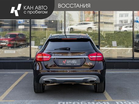 2015 Mercedes-Benz GLA 250 I (X156), коричневый, 1850000 рублей, вид 4