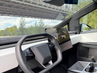 2024 Tesla Cybertruck Cyberbeast, серый, 16300000 рублей, вид 3