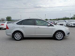 2008 Ford Focus II Рестайлинг, серебристый, 750000 рублей, вид 3