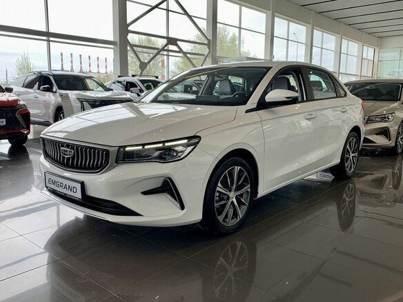 2023 Geely Emgrand II, белый, 2489990 рублей