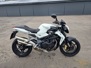 2012 MV Agusta Brutale 920, чёрный, 500005 рублей, вид 1