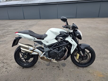 2012 MV Agusta Brutale 920, чёрный, 500005 рублей, вид 1