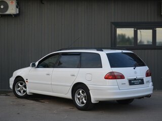 2001 Toyota Avensis I Рестайлинг, белый, 499999 рублей, вид 4