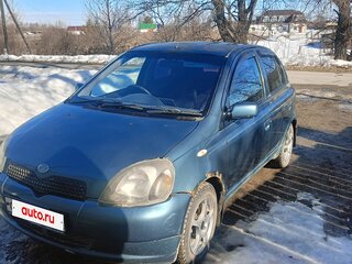 2000 Toyota Vitz I (P10), зелёный, 180000 рублей, вид 1