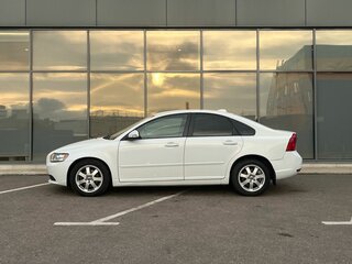 2011 Volvo S40 II Рестайлинг, белый, 571000 рублей, вид 2