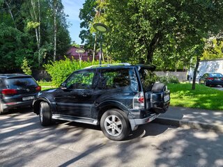 2008 Mitsubishi Pajero IV, чёрный, 2150000 рублей, вид 3