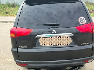 2011 Mitsubishi Pajero Sport II, чёрный, 1500000 рублей, вид 2