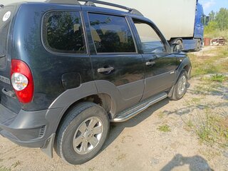 2012 Chevrolet Niva I Рестайлинг, чёрный, 530000 рублей, вид 4