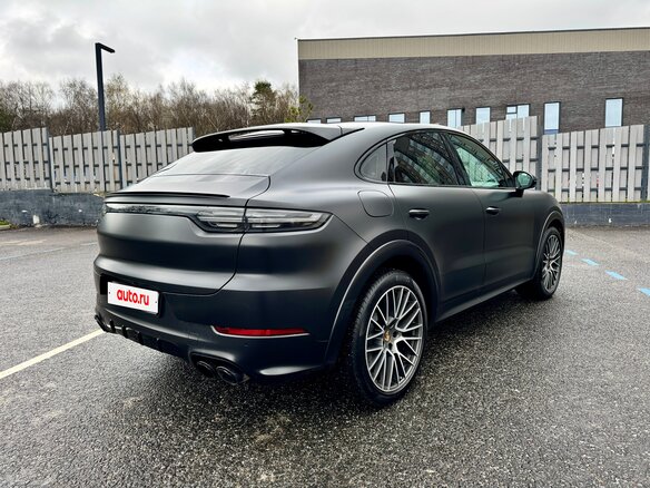 2020 Porsche Cayenne Coupé III, чёрный, 7850000 рублей - вид 2