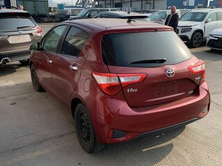 2019 Toyota Vitz III (XP130) Рестайлинг 2, красный, 1460000 рублей, вид 5