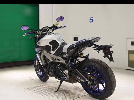 2015 Yamaha MT-09 (FZ-09), синий, 800000 рублей, вид 4