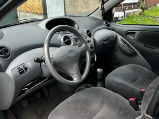 2002 Toyota Yaris I, зелёный, 250000 рублей, вид 5