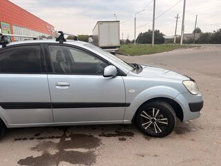 2007 Kia Rio II, серый, 300000 рублей, вид 3