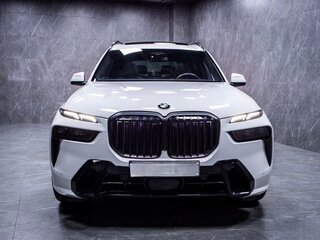 2024 BMW X7 40d I (G07) Рестайлинг, белый, 11350000 рублей, вид 2
