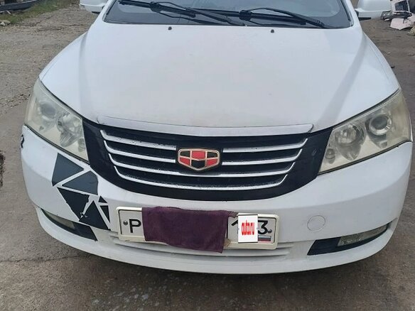 2013 Geely Emgrand EC7, белый, 430000 рублей