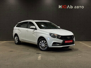 2020 Lada (ВАЗ) Vesta SW I, белый, 950000 рублей, вид 3