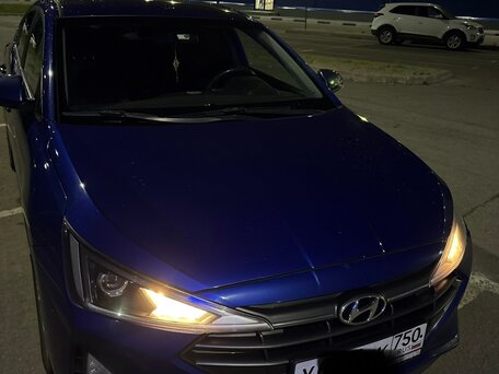 2019 Hyundai Elantra VI (AD) Рестайлинг, синий, 1370000 рублей, вид 4