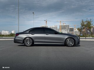 2020 Mercedes-Benz E-Класс 220 d V (W213, S213, C238) Рестайлинг, серый, 4190000 рублей, вид 3