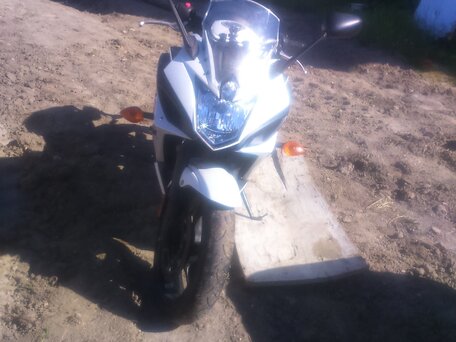 2008 Yamaha XJ6 (FZ6R), белый, 380000 рублей, вид 5