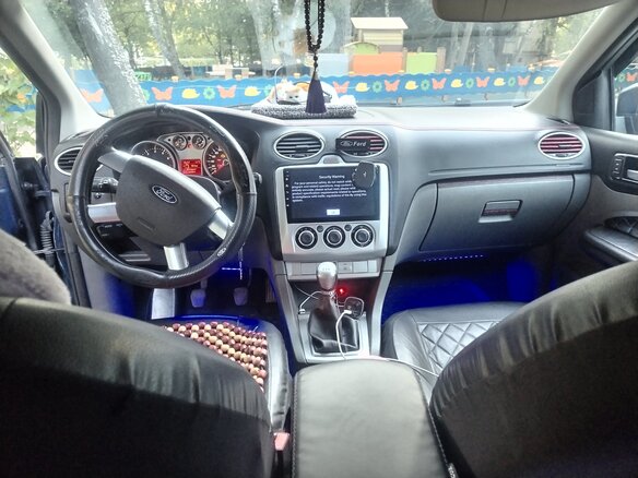 2011 Ford Focus II Рестайлинг, синий, 350000 рублей - вид 4