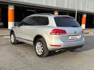 2013 Volkswagen Touareg II, серебристый, 1850000 рублей, вид 5