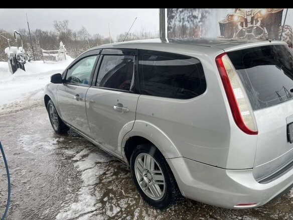 2011 Ford Focus II Рестайлинг, серебристый, 350000 рублей - вид 3