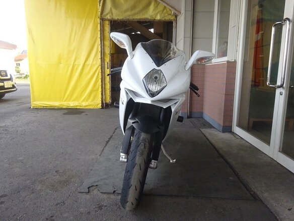 2013 MV Agusta F3 675, белый, 691000 рублей - вид 5