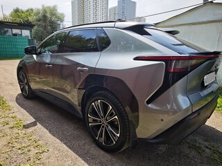 2022 Toyota bZ4X I, серый, 3850000 рублей, вид 5