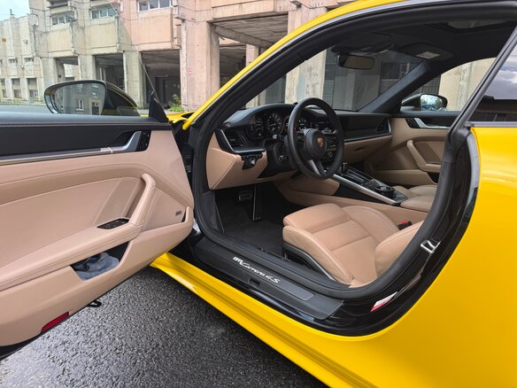 2019 Porsche 911 Carrera 4S VIII (992), чёрный - вид 14