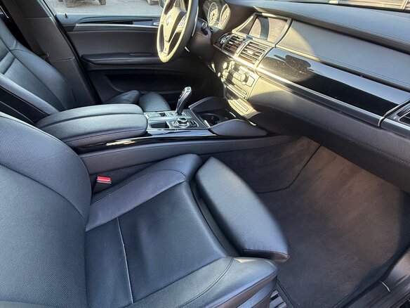 2013 BMW X6 M I (E71) Рестайлинг, чёрный, 2655000 рублей - вид 9